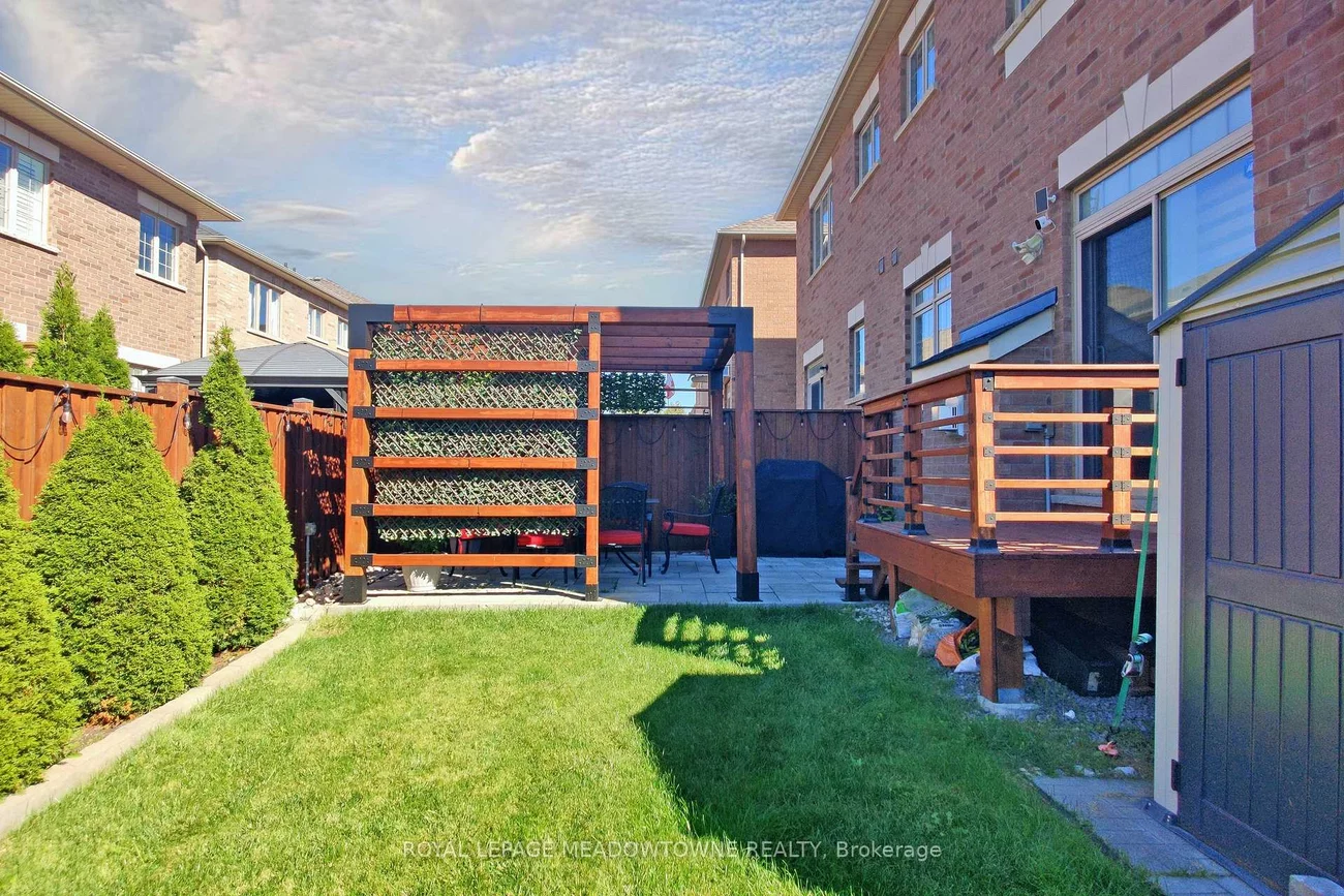 3892, Arvona, Churchill Meadows, Mississauga