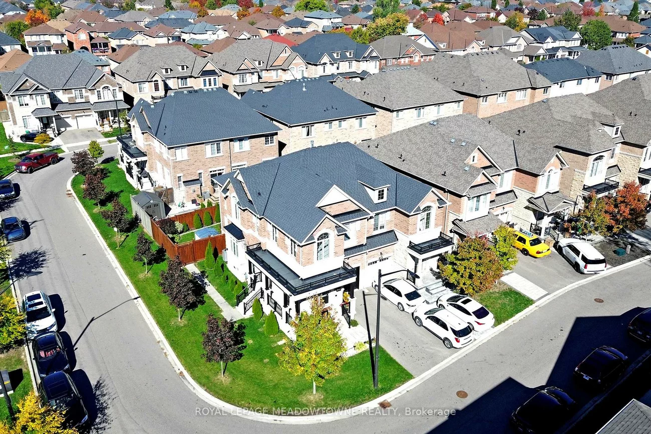 3892, Arvona, Churchill Meadows, Mississauga