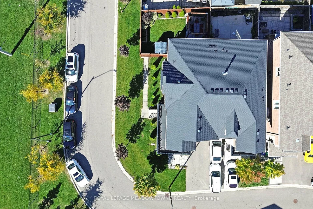 3892, Arvona, Churchill Meadows, Mississauga
