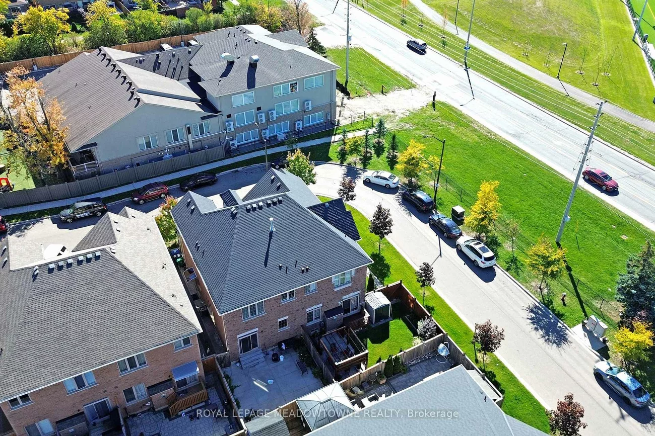 3892, Arvona, Churchill Meadows, Mississauga