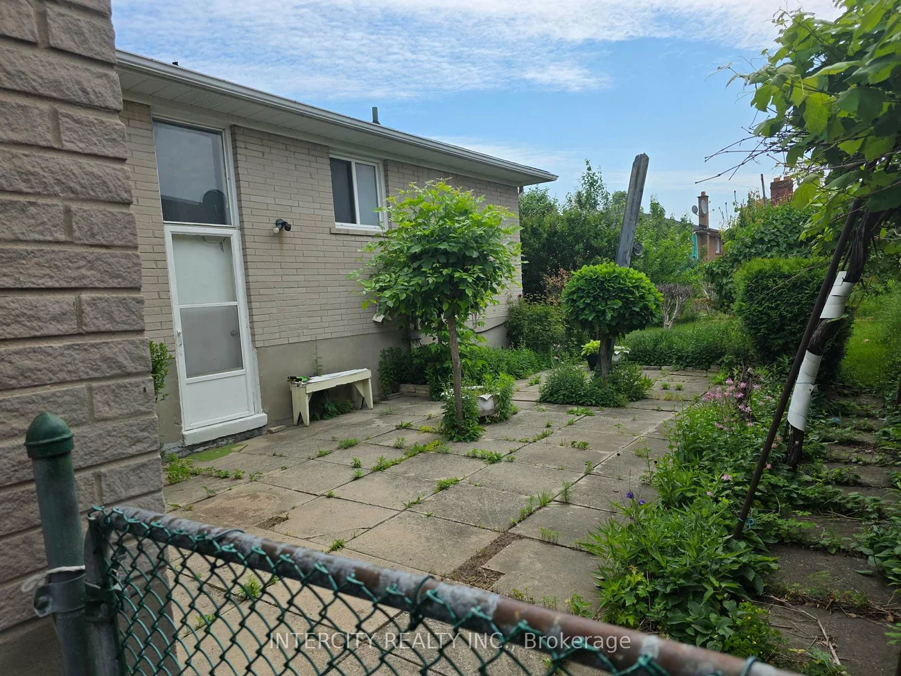 7030, Darcel, Malton, Mississauga