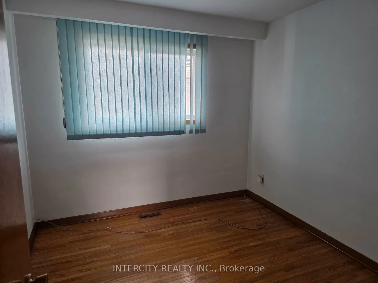 7030, Darcel, Malton, Mississauga