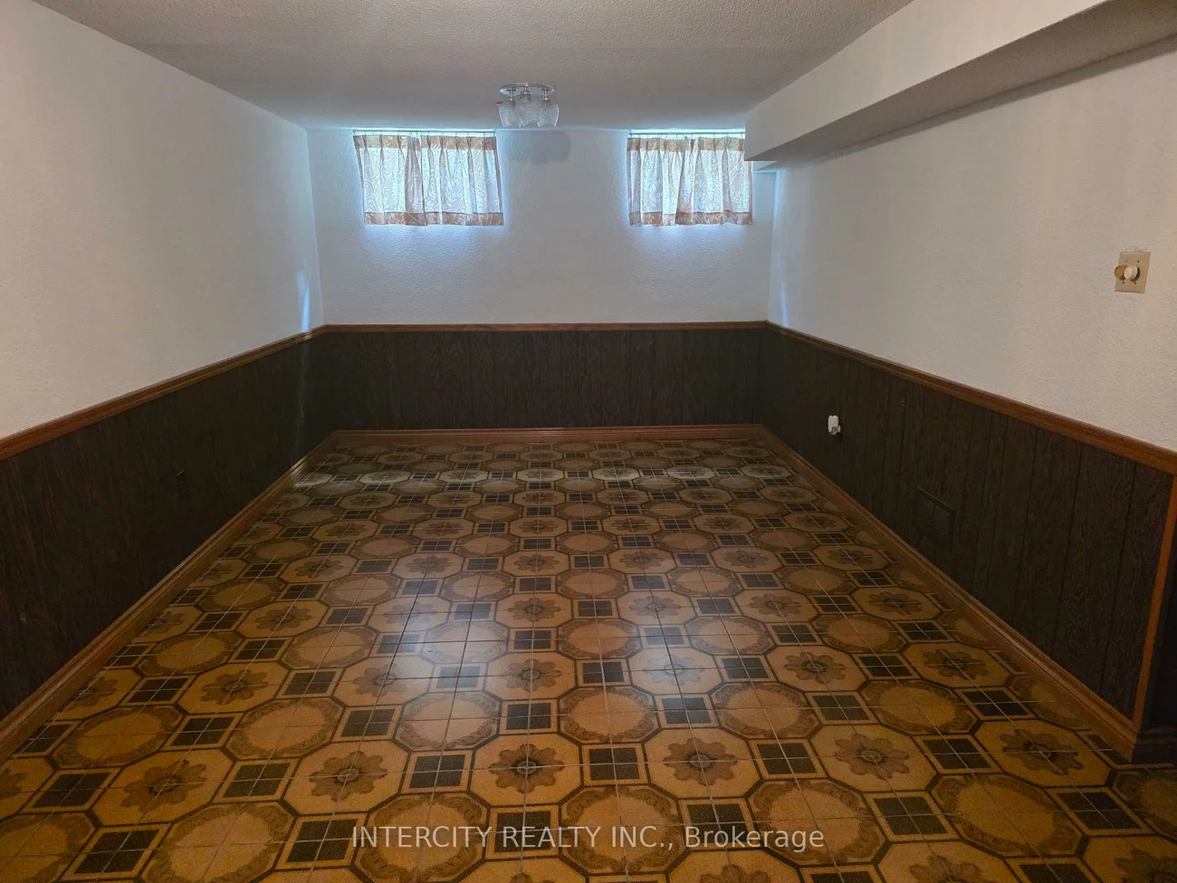 7030, Darcel, Malton, Mississauga