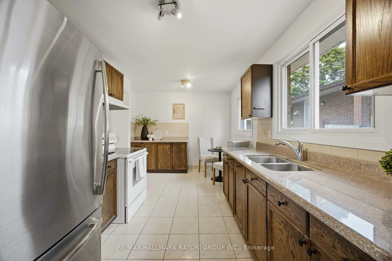 1500, Swanage, Clarkson, Mississauga
