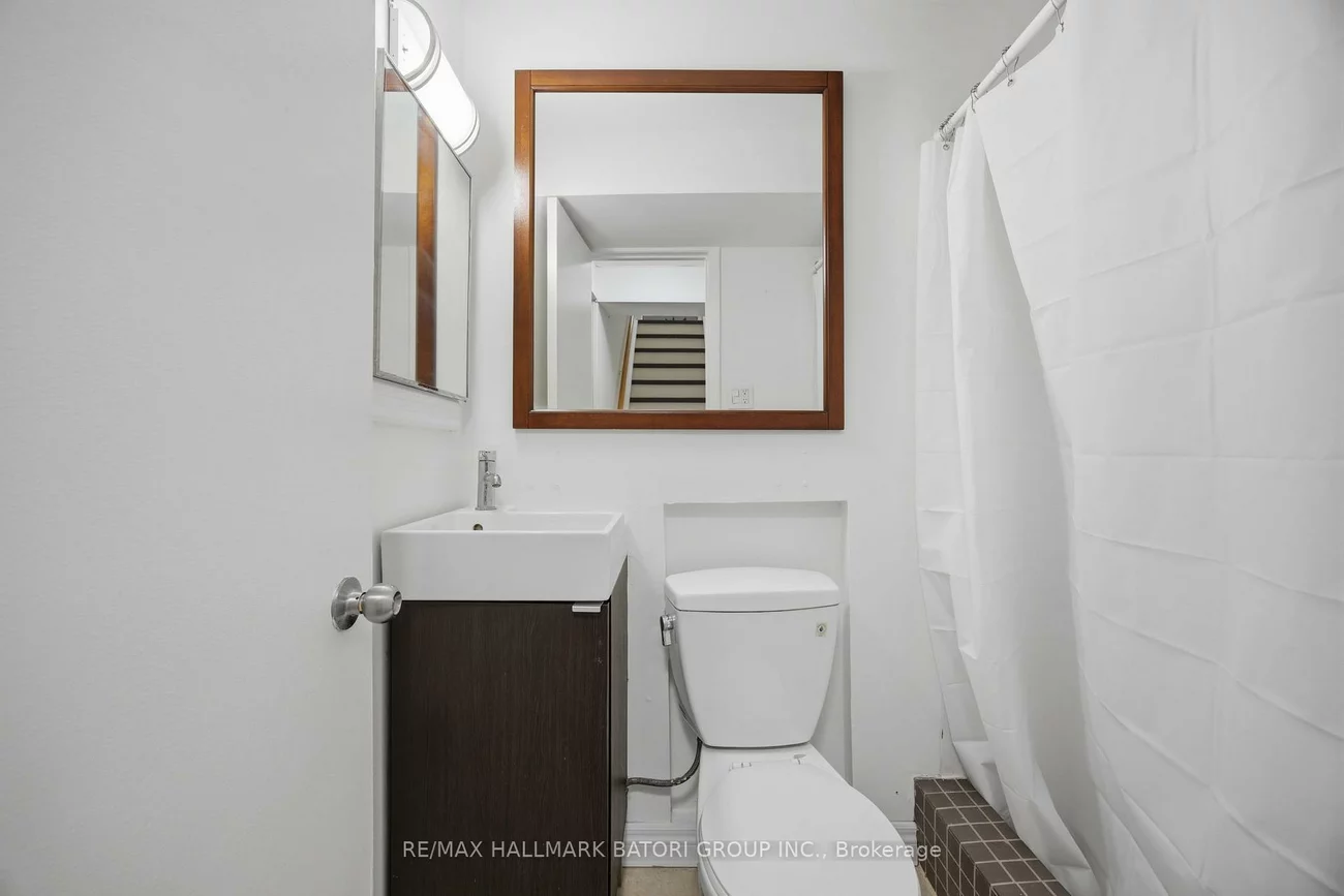 1500, Swanage, Clarkson, Mississauga