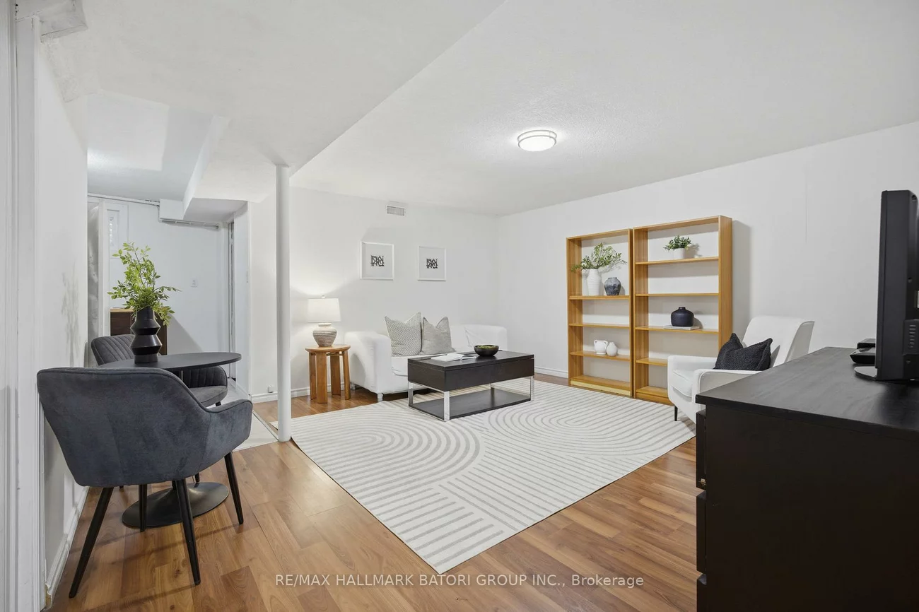 1500, Swanage, Clarkson, Mississauga