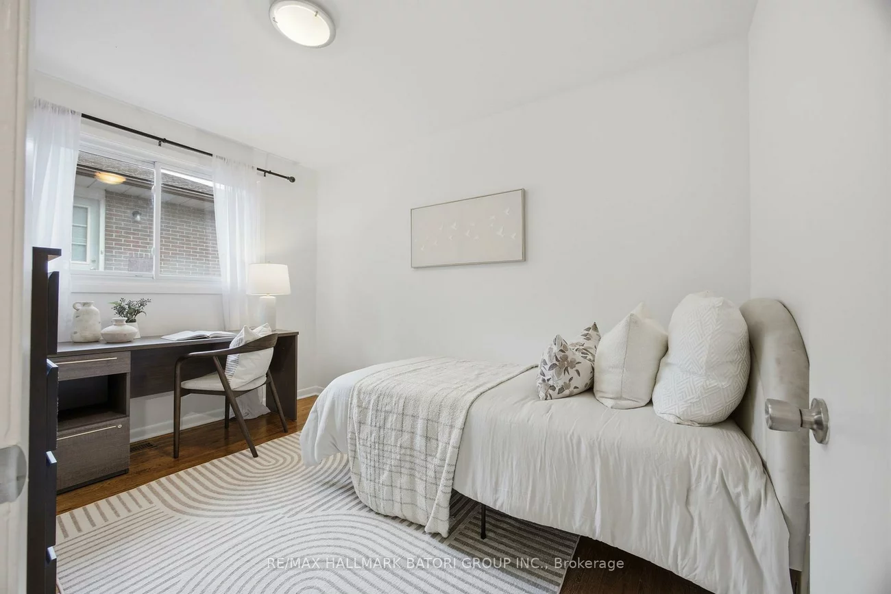 1500, Swanage, Clarkson, Mississauga