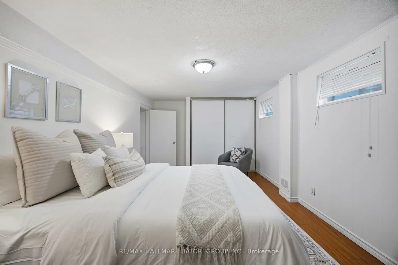 1500, Swanage, Clarkson, Mississauga
