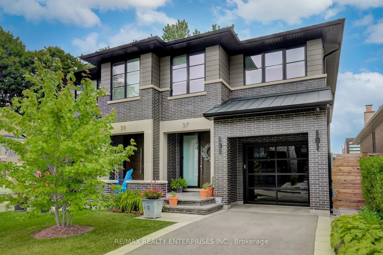 37, Oakwood, Port Credit, Mississauga