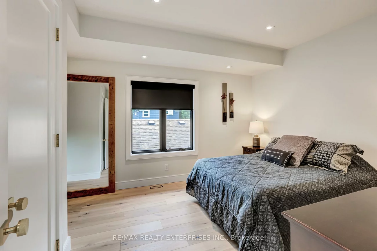 37, Oakwood, Port Credit, Mississauga