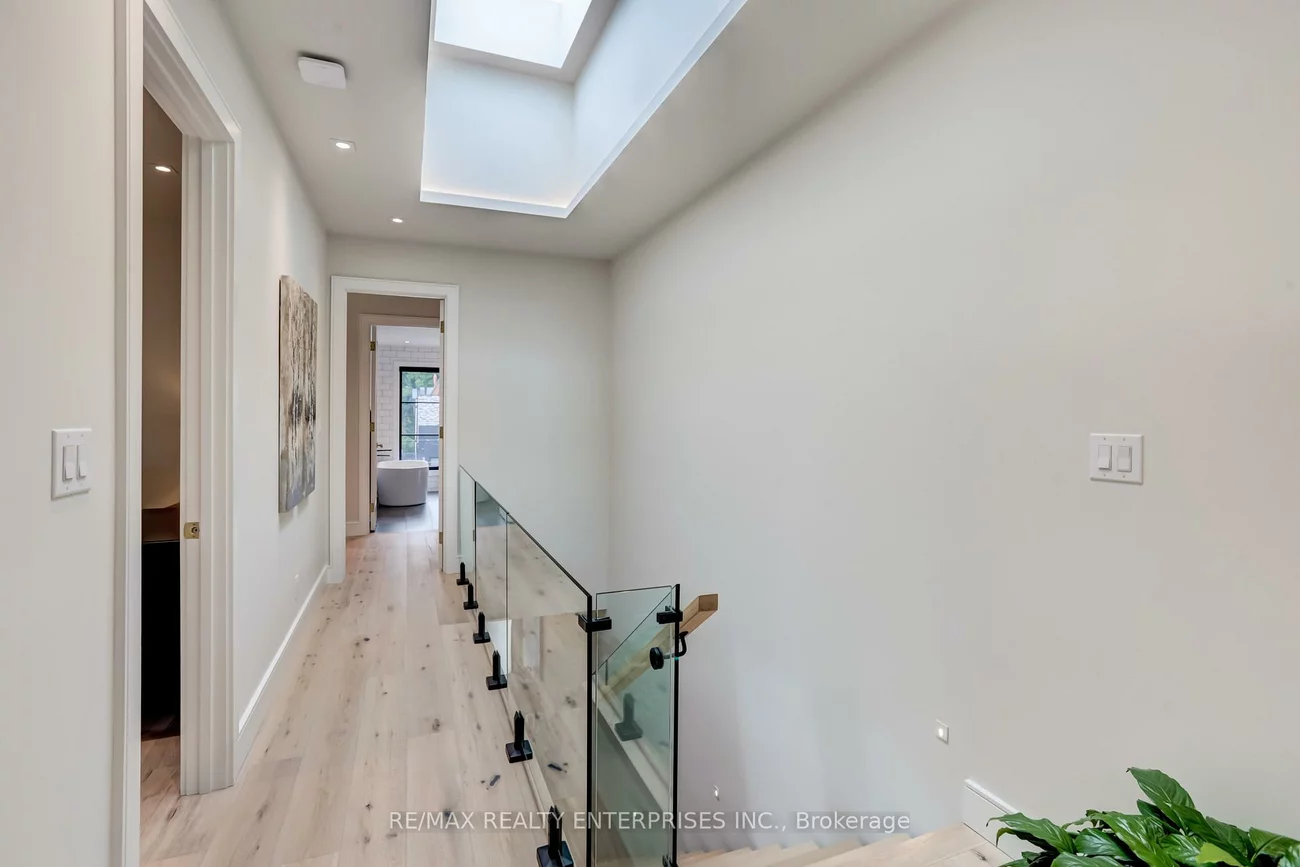 37, Oakwood, Port Credit, Mississauga