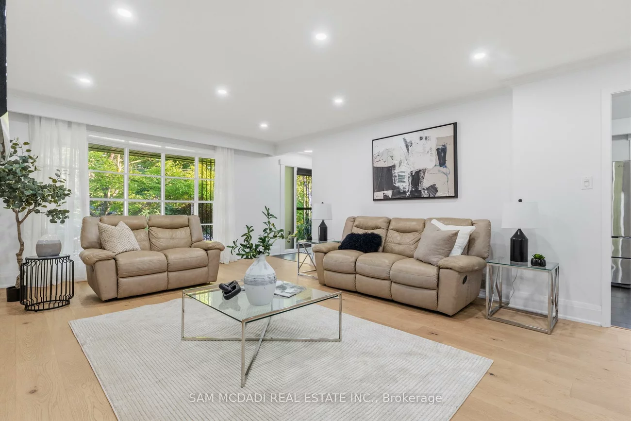 63, Maplewood, Mineola, Mississauga