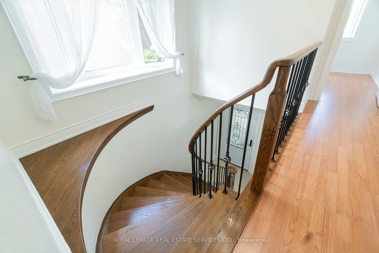 3301, Cambourne, Meadowvale, Mississauga
