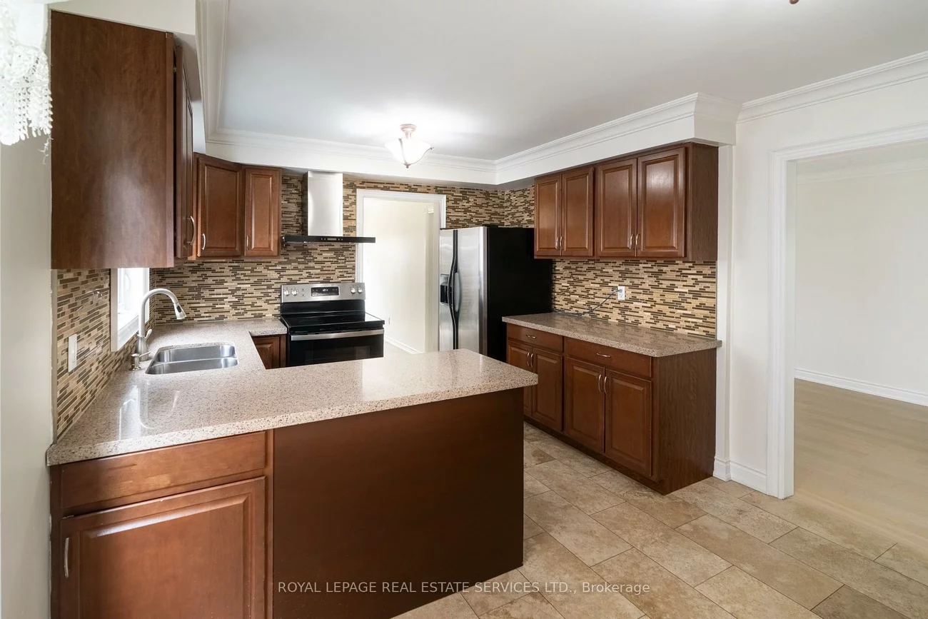3301, Cambourne, Meadowvale, Mississauga
