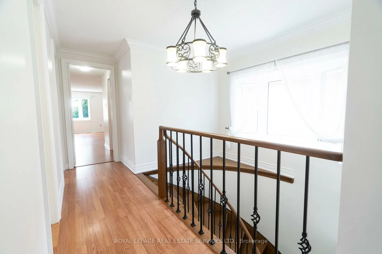 3301, Cambourne, Meadowvale, Mississauga