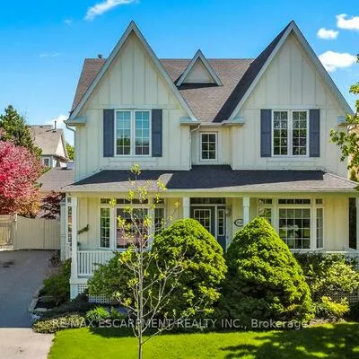 7049, Gaslamp, Meadowvale Village, Mississauga