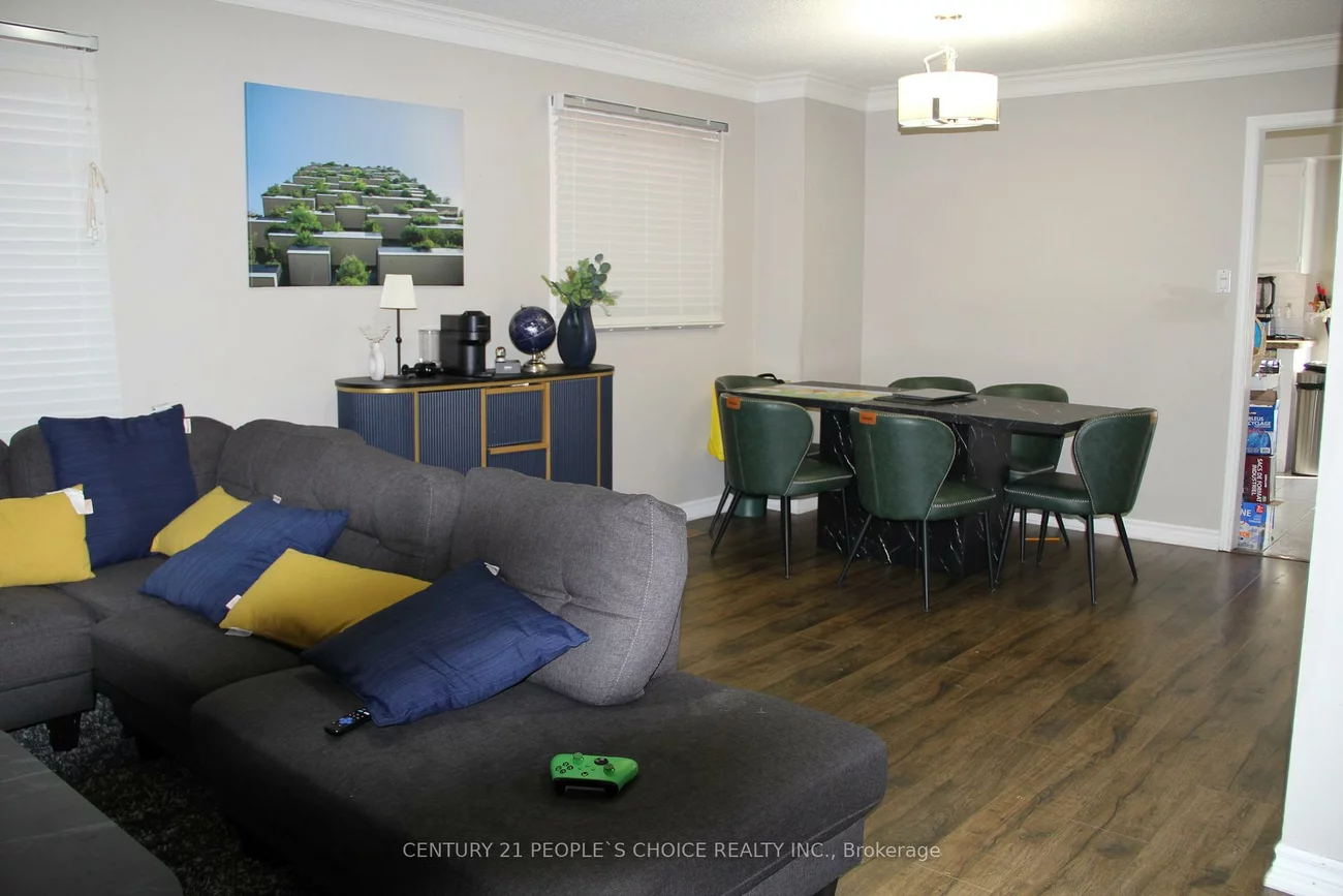 4339, Radisson, Central Erin Mills, Mississauga