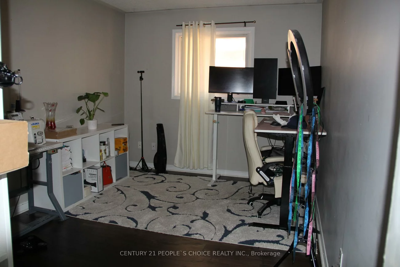 4339, Radisson, Central Erin Mills, Mississauga