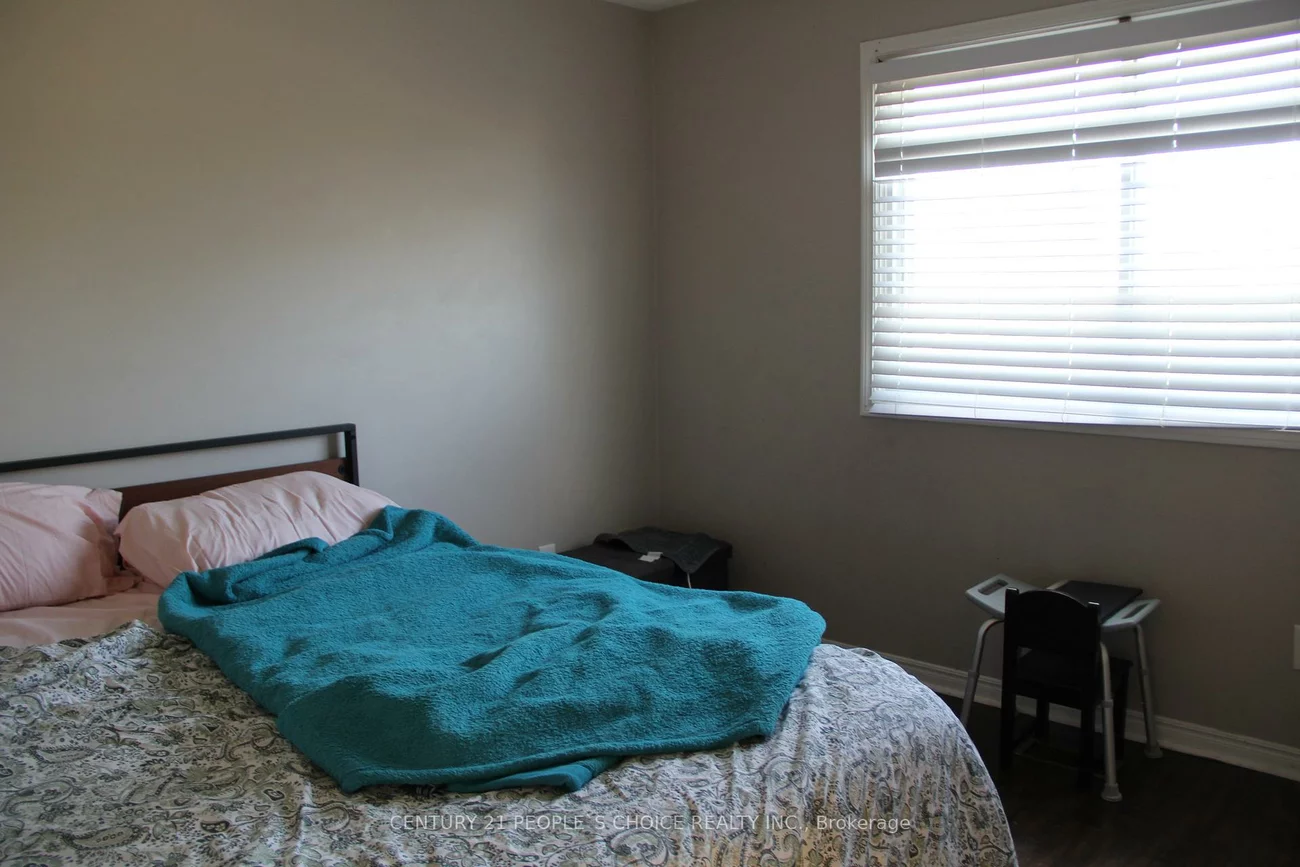 4339, Radisson, Central Erin Mills, Mississauga