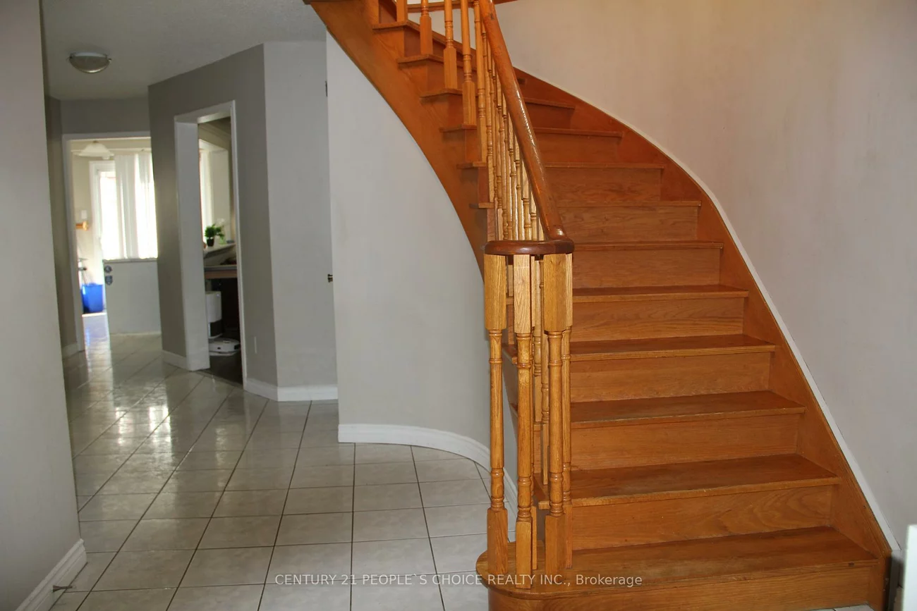 4339, Radisson, Central Erin Mills, Mississauga