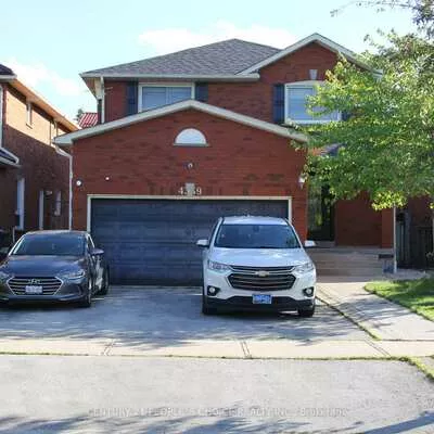4339, Radisson, Central Erin Mills, Mississauga