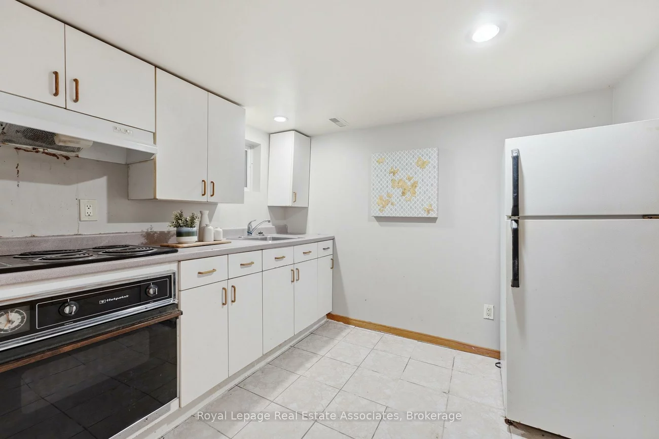 64, Eaglewood, Mineola, Mississauga