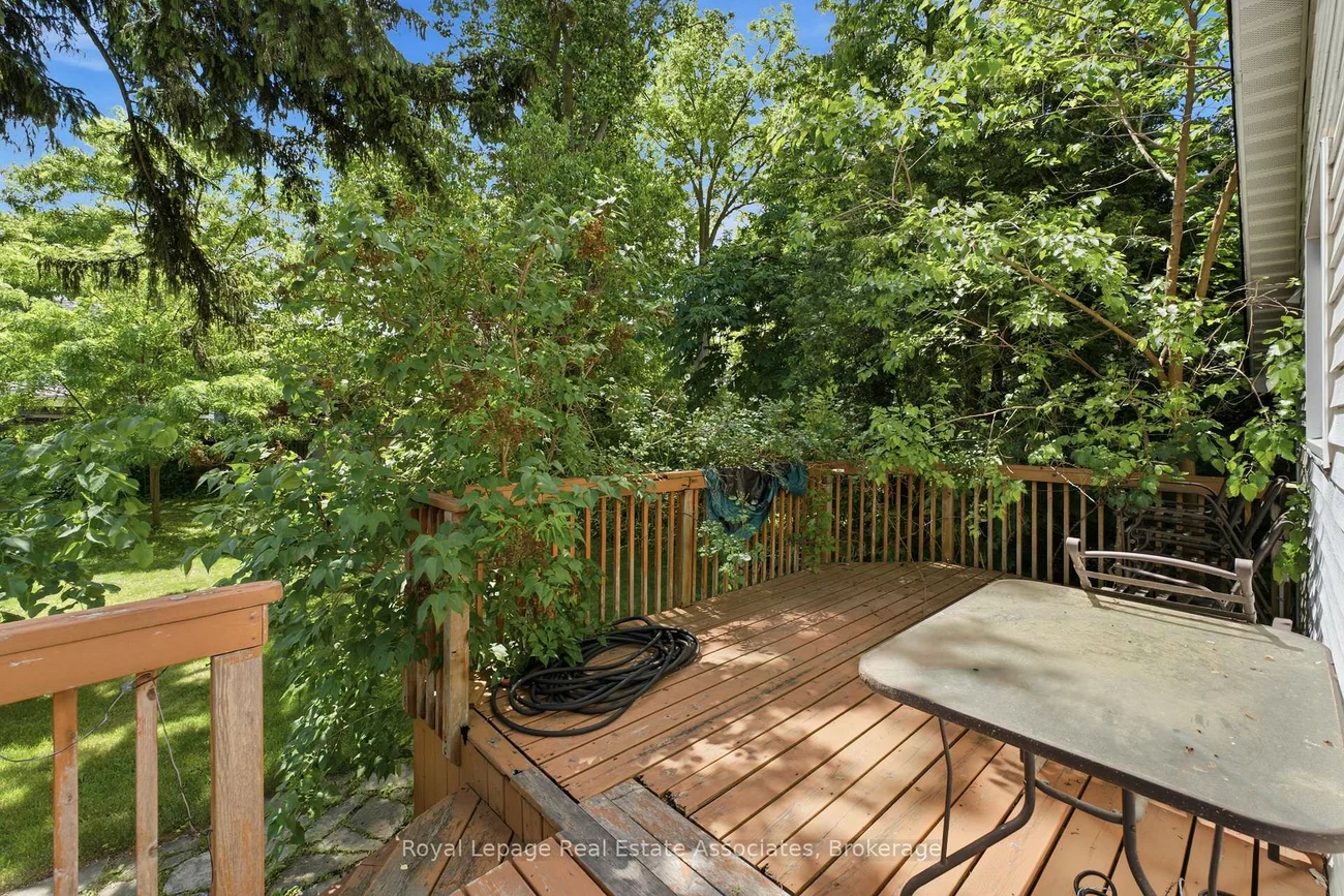 64, Eaglewood, Mineola, Mississauga