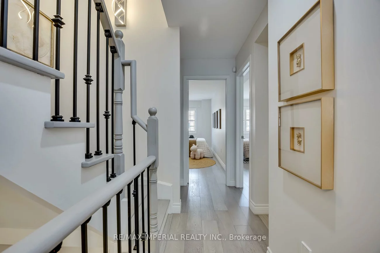 592, Candlestick, Hurontario, Mississauga