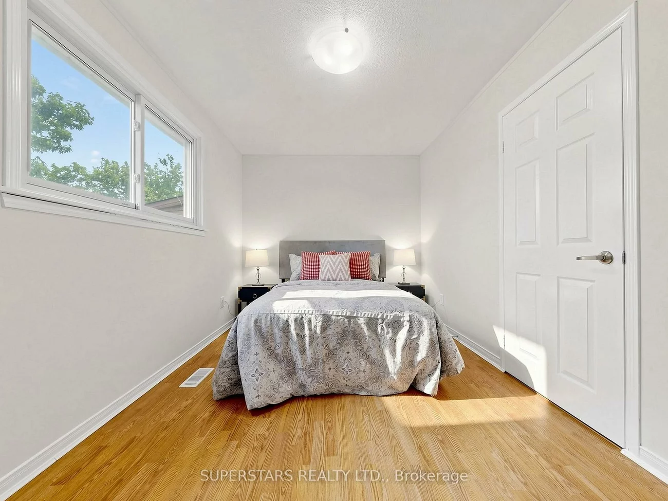 6411, Chaumont, Meadowvale, Mississauga
