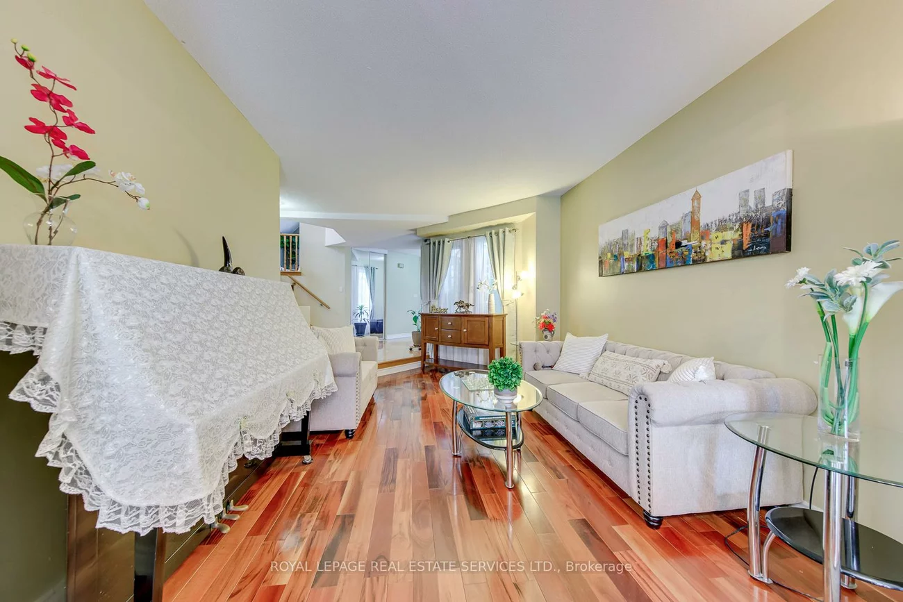 3364, Ingram, Erin Mills, Mississauga