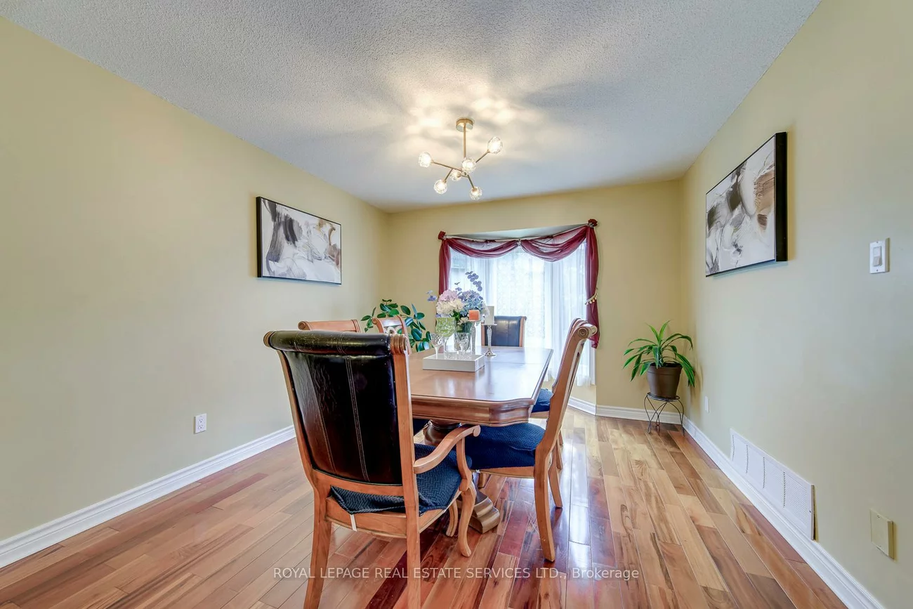 3364, Ingram, Erin Mills, Mississauga