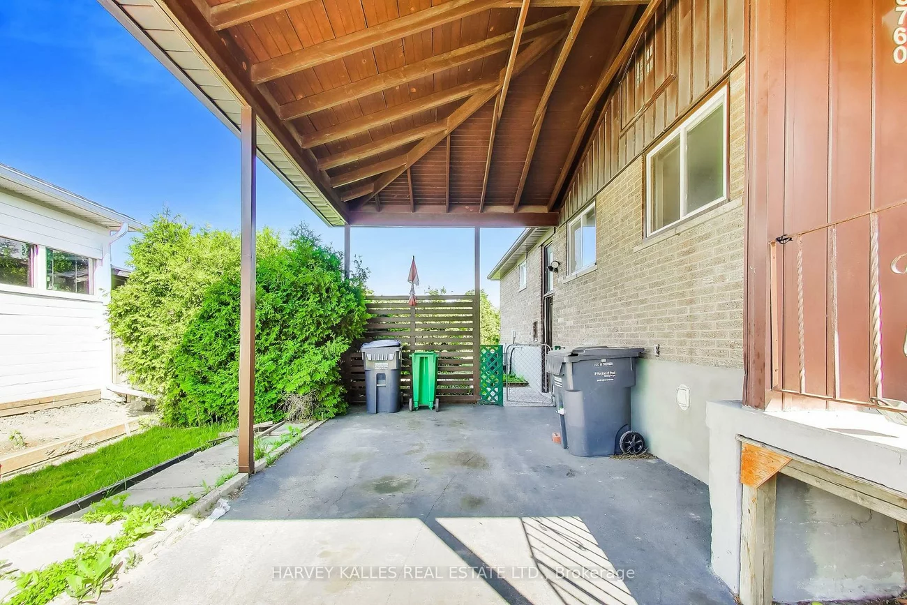 3760, Woodruff, Malton, Mississauga