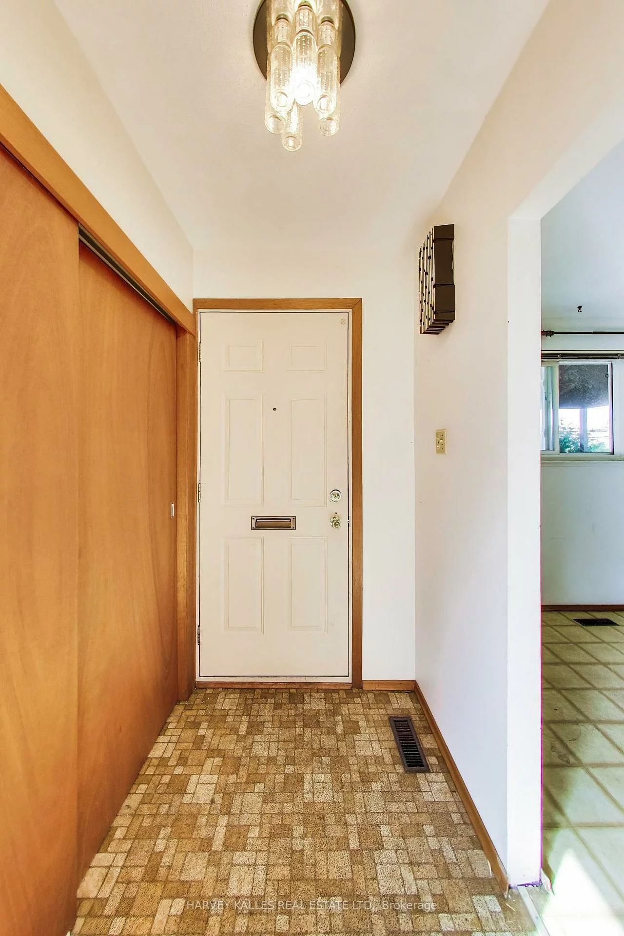 3760, Woodruff, Malton, Mississauga