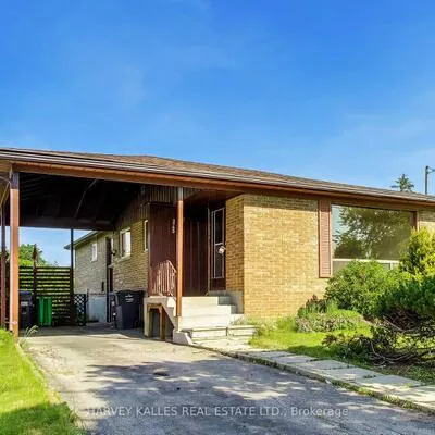 3760, Woodruff, Malton, Mississauga