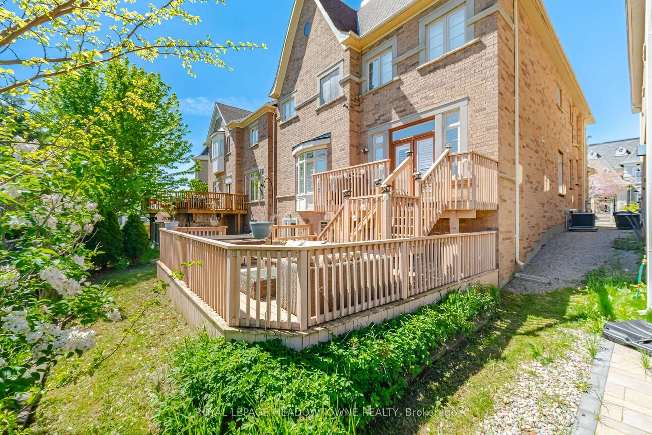 5221, Adobe, Churchill Meadows, Mississauga