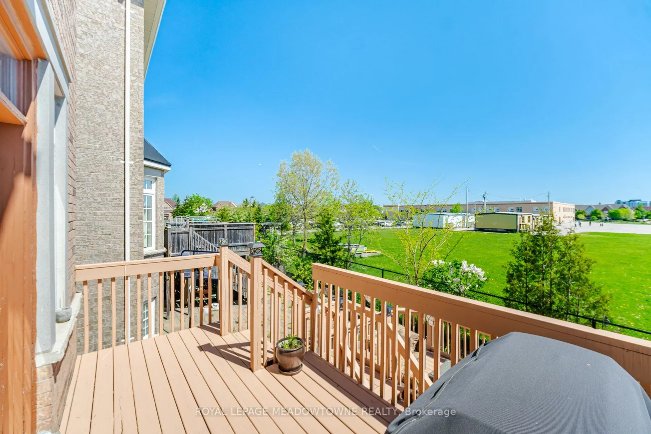 5221, Adobe, Churchill Meadows, Mississauga