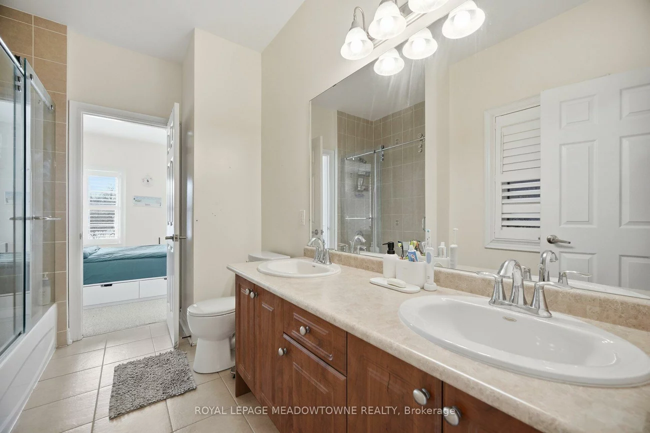 5221, Adobe, Churchill Meadows, Mississauga