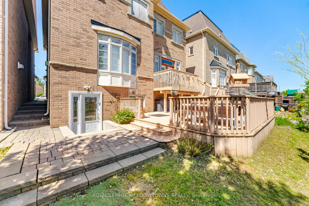5221, Adobe, Churchill Meadows, Mississauga