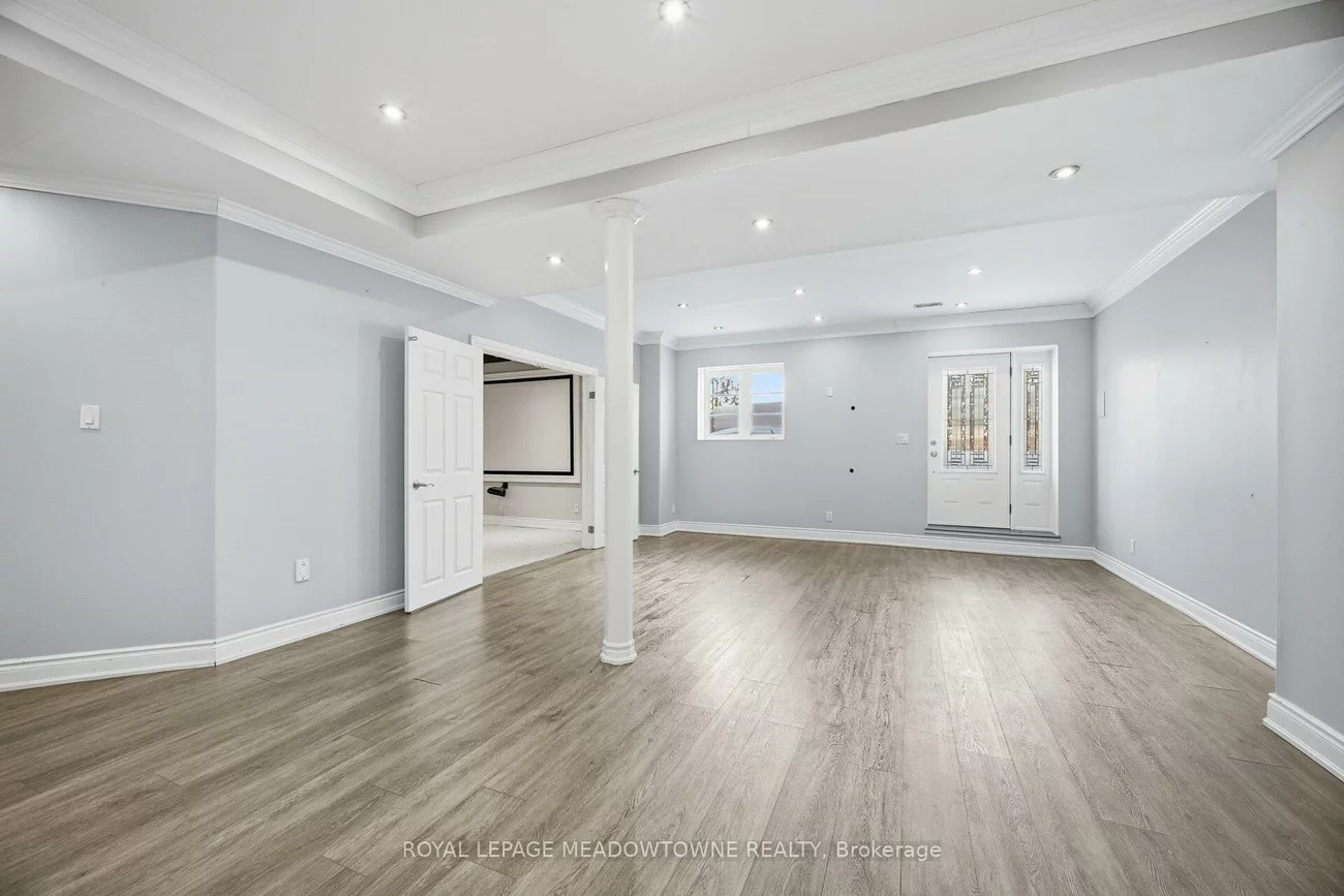 5221, Adobe, Churchill Meadows, Mississauga