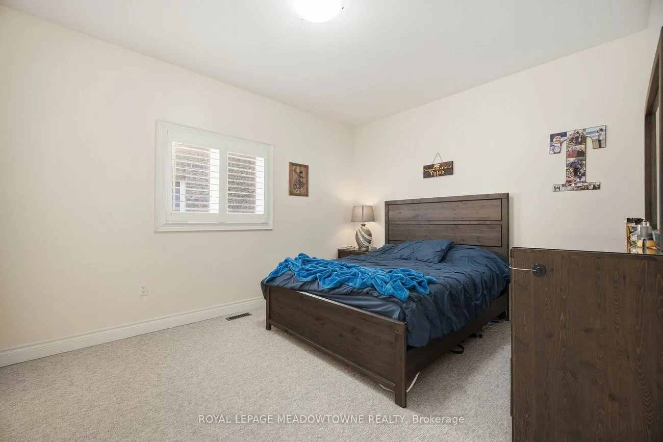 5221, Adobe, Churchill Meadows, Mississauga