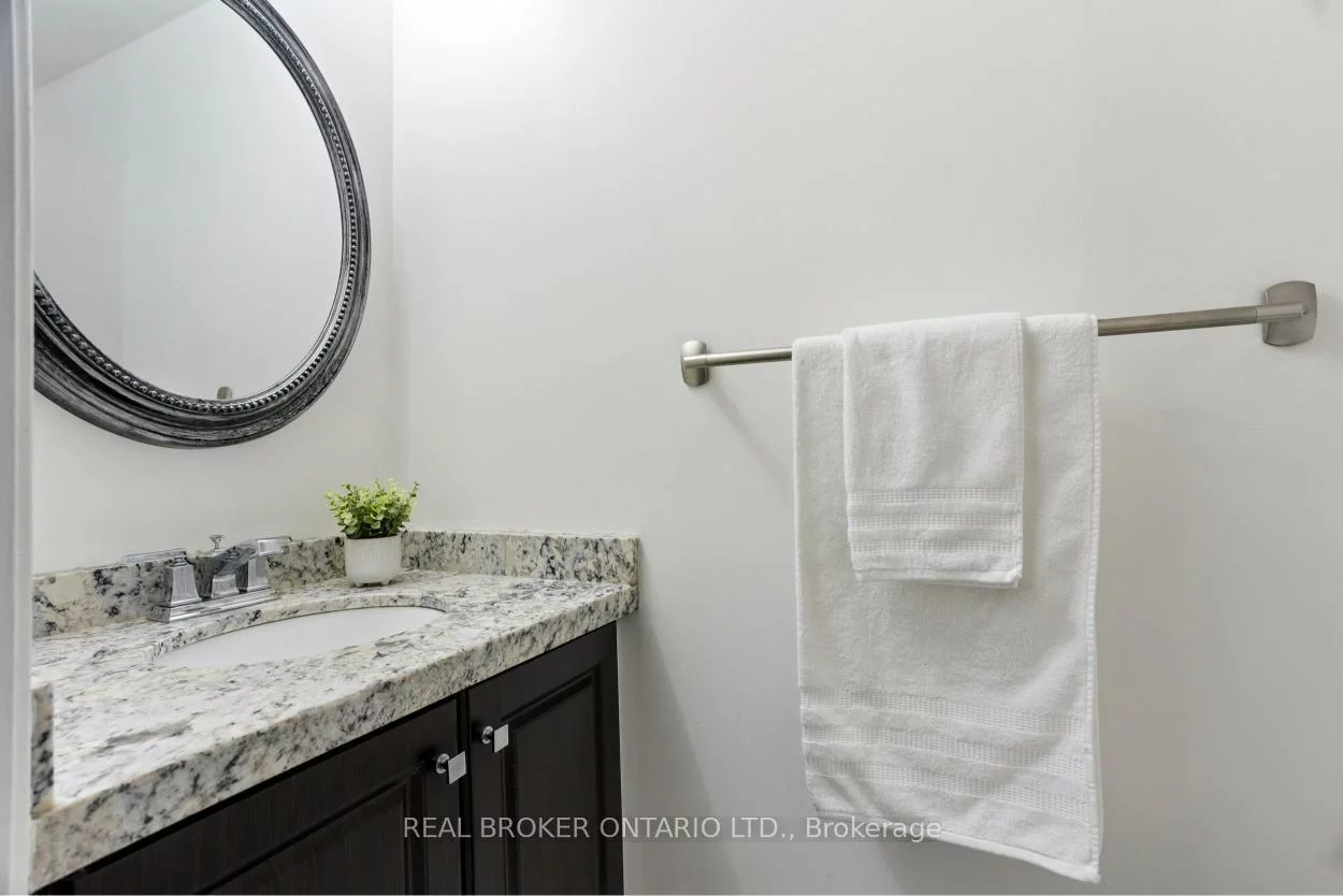 1804, Princelea, East Credit, Mississauga
