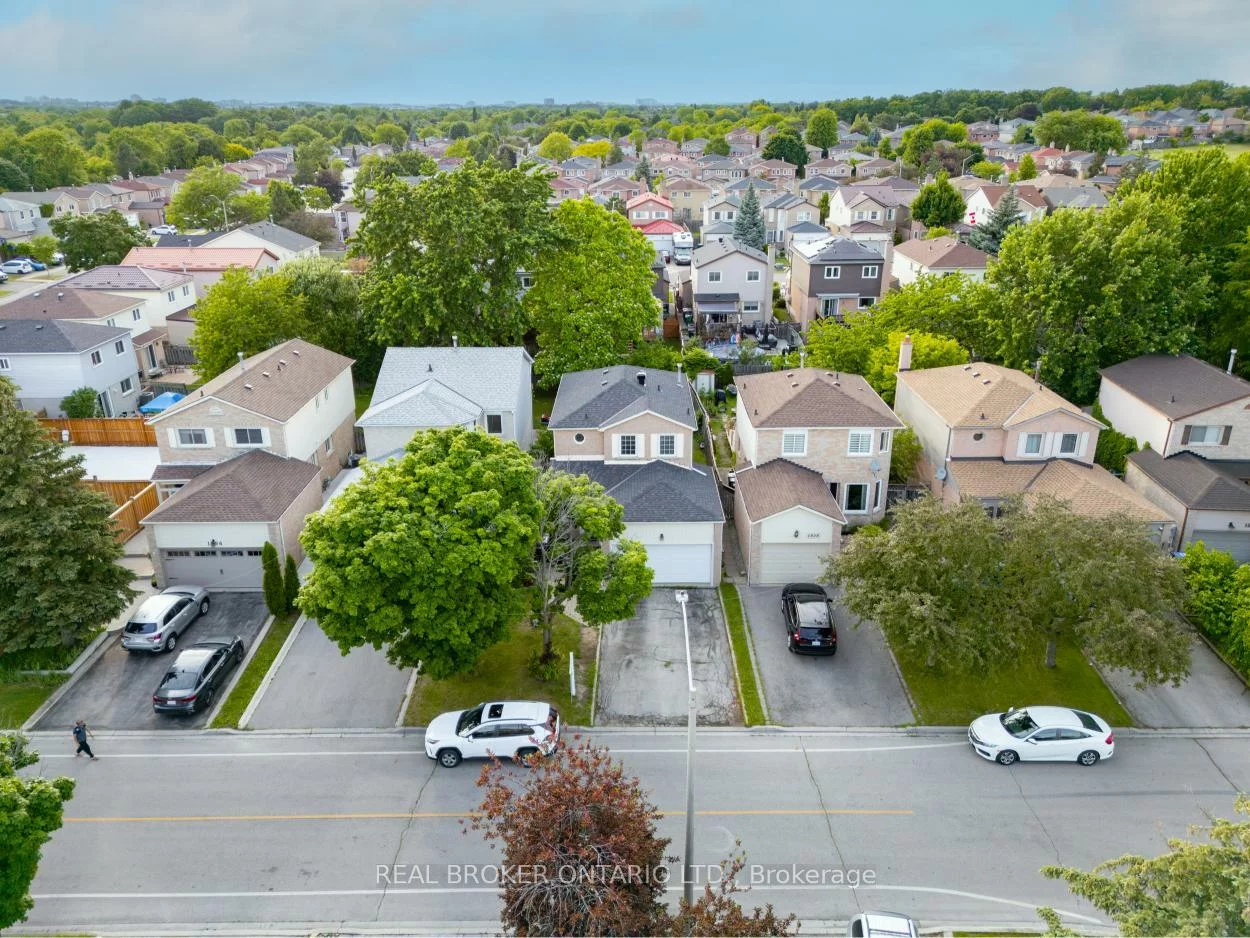 1804, Princelea, East Credit, Mississauga
