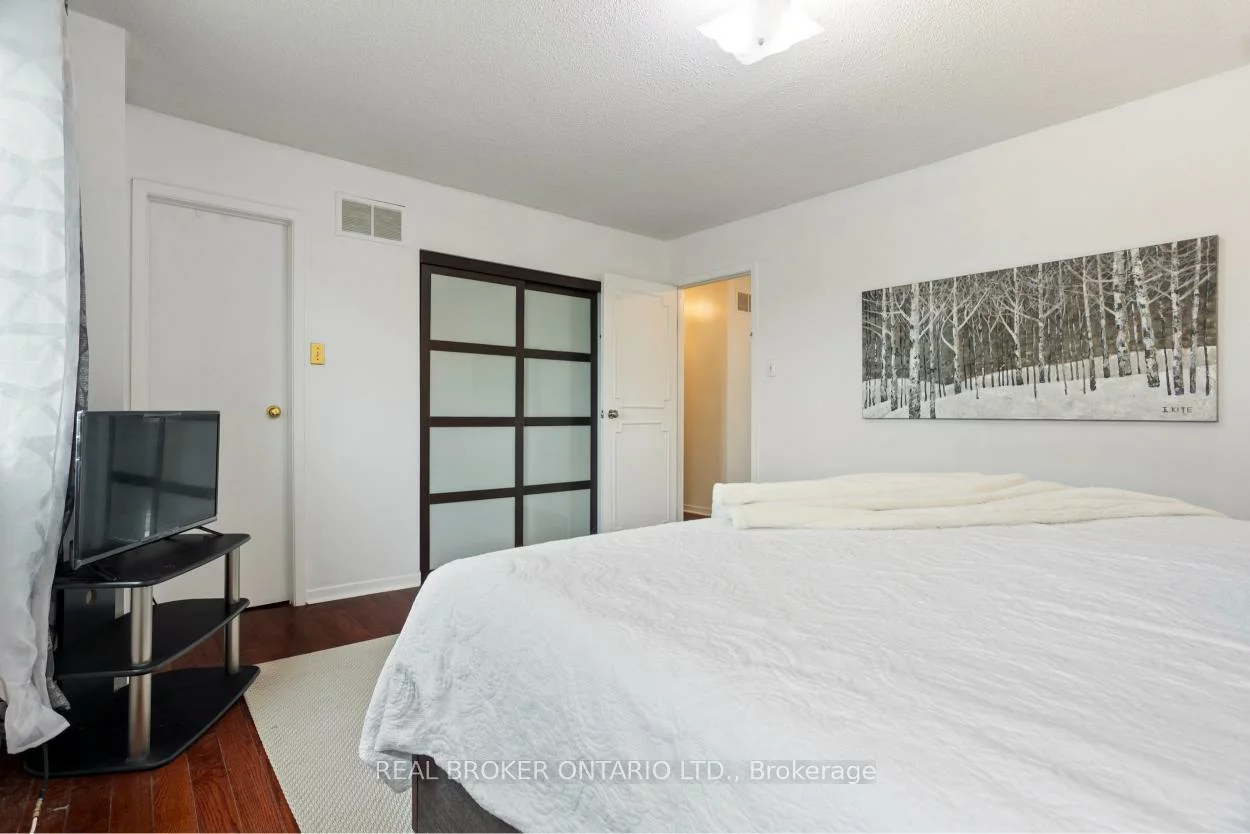 1804, Princelea, East Credit, Mississauga