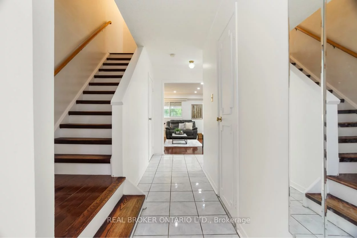 1804, Princelea, East Credit, Mississauga