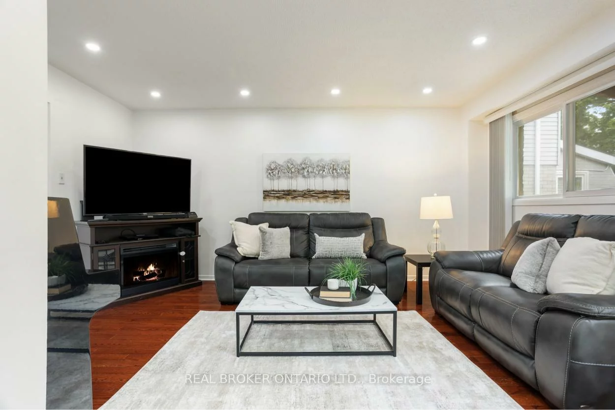 1804, Princelea, East Credit, Mississauga