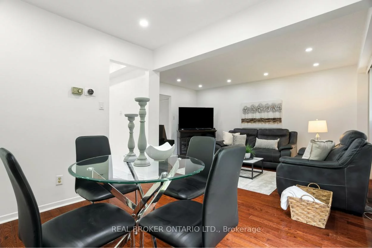 1804, Princelea, East Credit, Mississauga