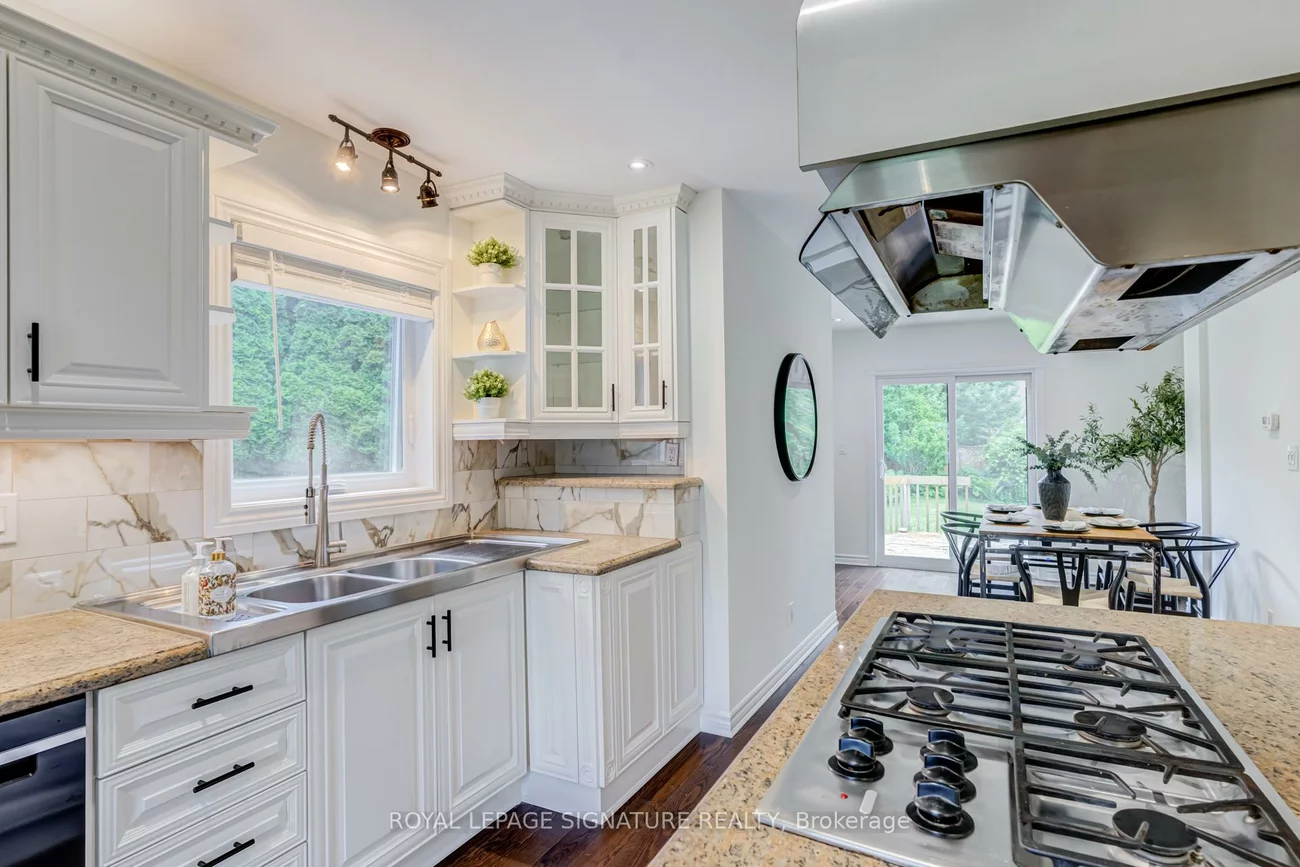 1472, Myron, Lakeview, Mississauga