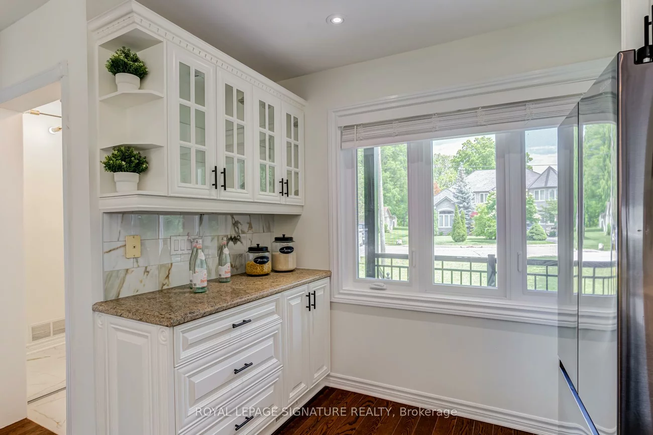 1472, Myron, Lakeview, Mississauga