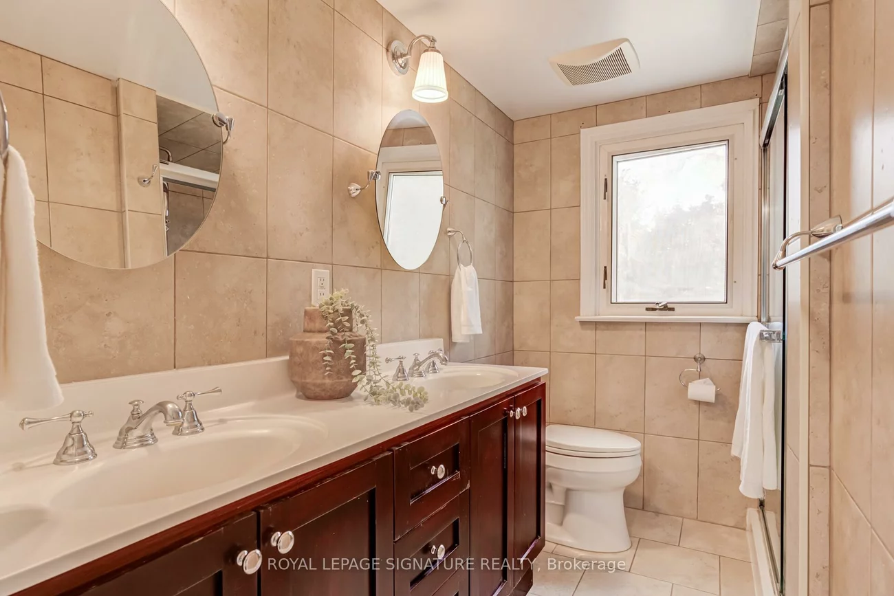 1472, Myron, Lakeview, Mississauga