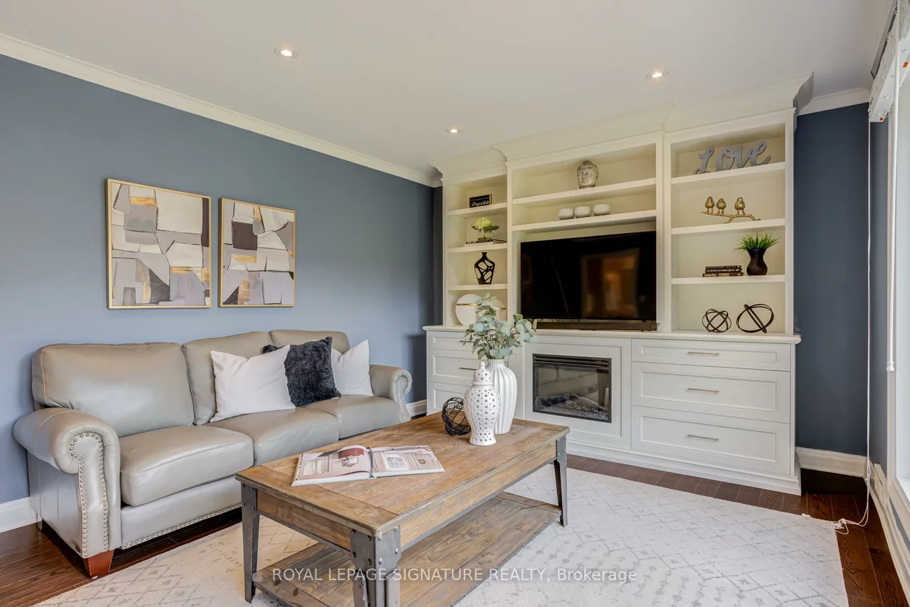 1472, Myron, Lakeview, Mississauga